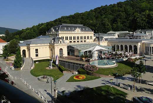 Das Grand Casino Baden erleben mit einer wunderschönen Escort Lady